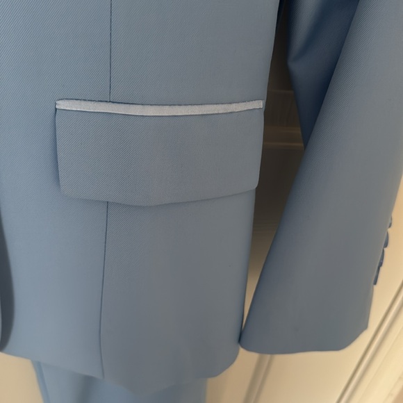 Kelyaa 2 piece suit - Picture 3 of 7